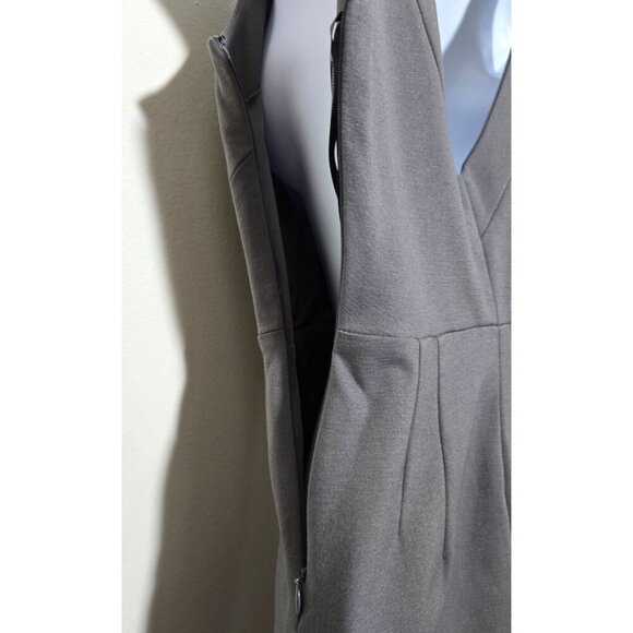 Banana Republic Womens Dress 2 Gray Flattering Sexy Classic Deep V-Neck Stretch - Picture 3 of 14